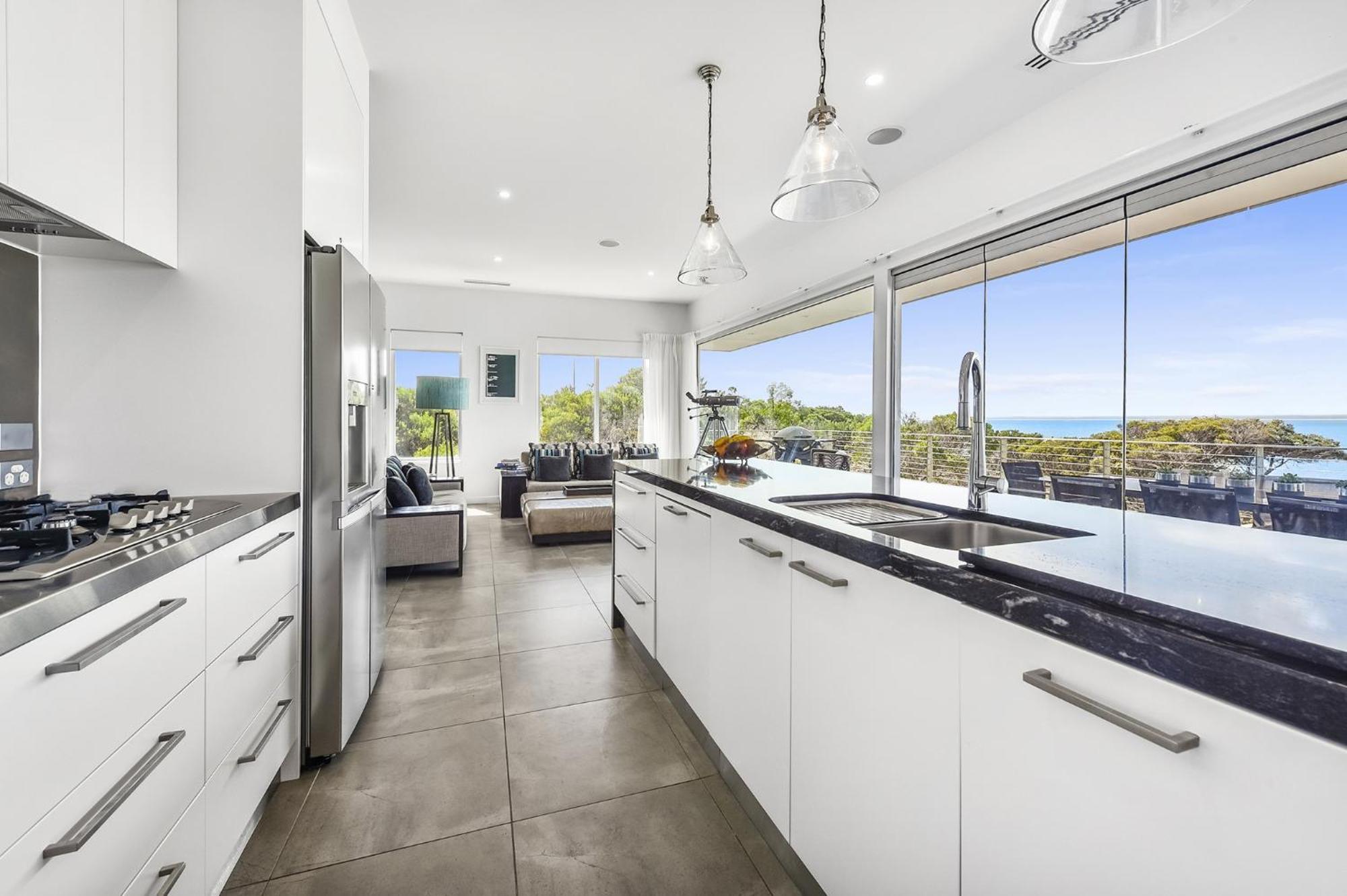Aloha Waterfront Properties Robe Pokoj fotografie