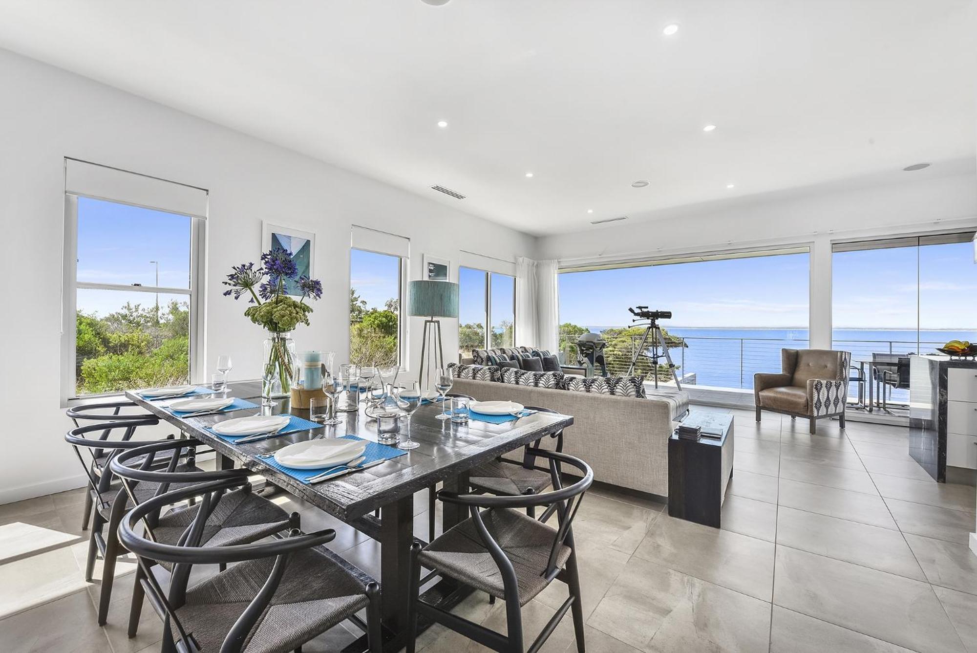 Aloha Waterfront Properties Robe Pokoj fotografie