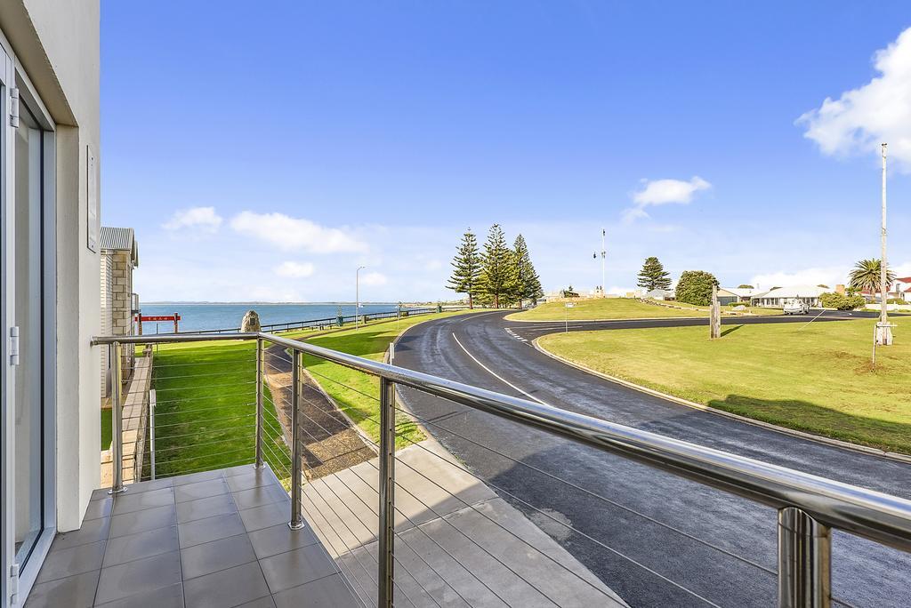 Aloha Waterfront Properties Robe Exteriér fotografie